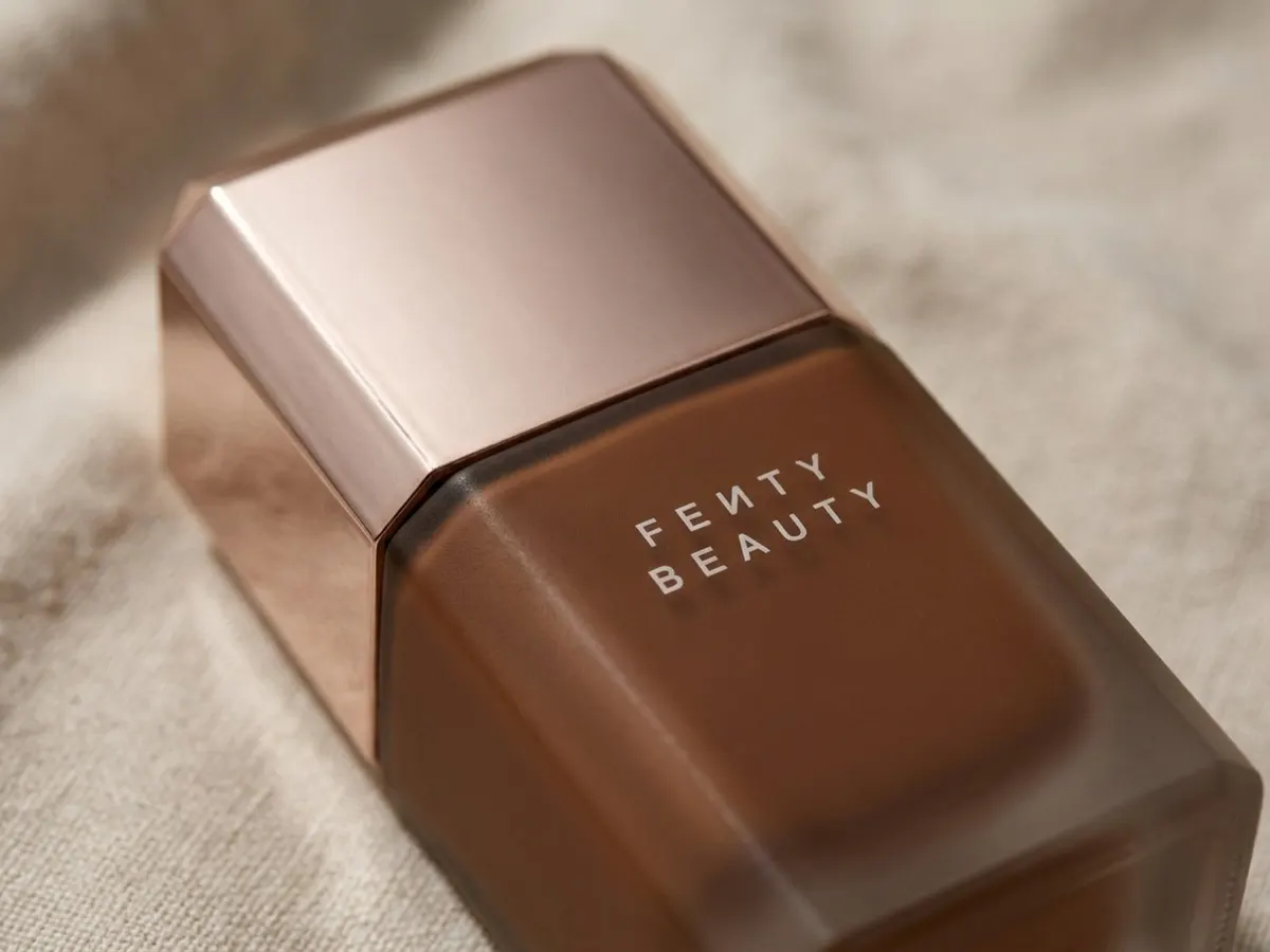 Win Personalized Fenty Pro Filt'r Fluid Flex Foundation, detailed packaging close-up with soft focus