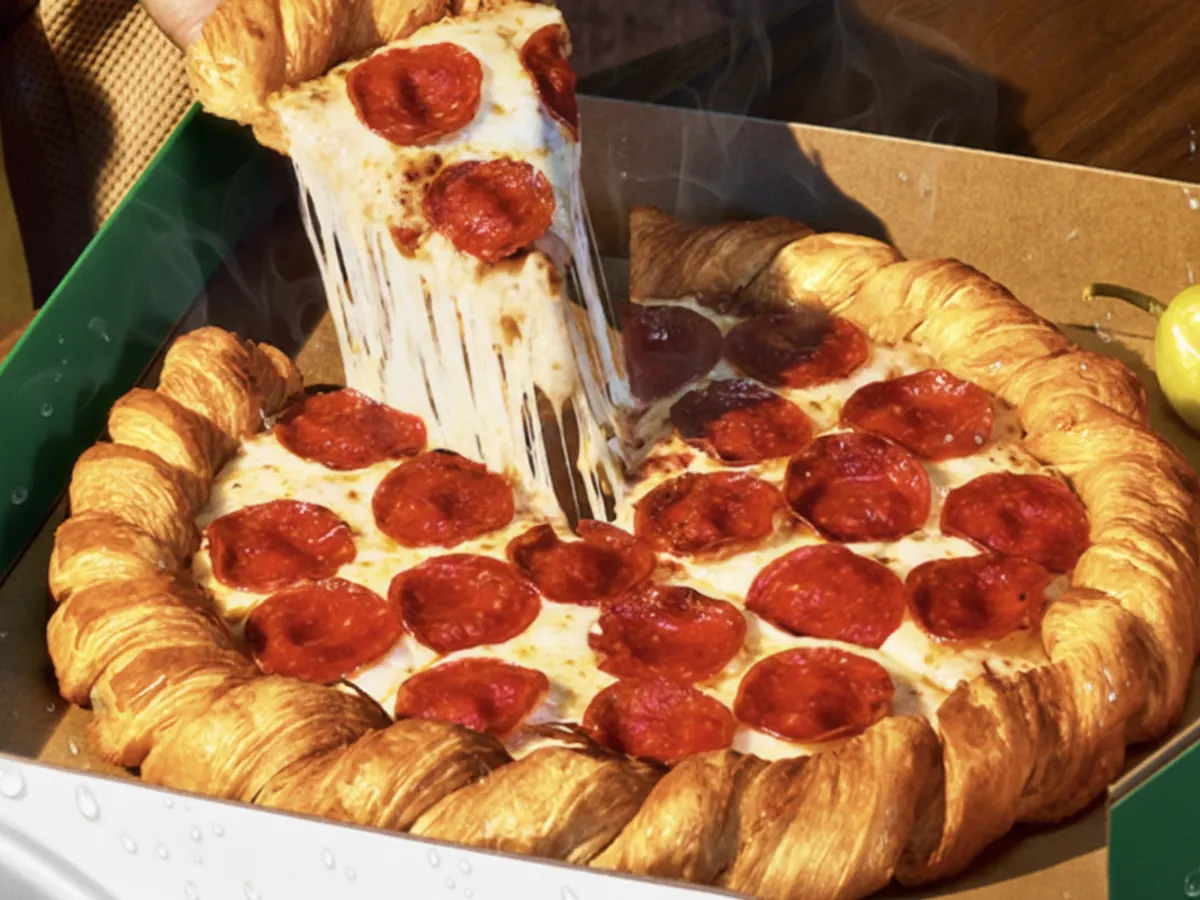 Today’s Special: FREE Croissant Pizza at Papa John’s – Limited Time! — free sample: Today, Sept 10, 12–2 pm, Papa John’s Rewards members get a free Croissant Pizza (carry-out only). Li