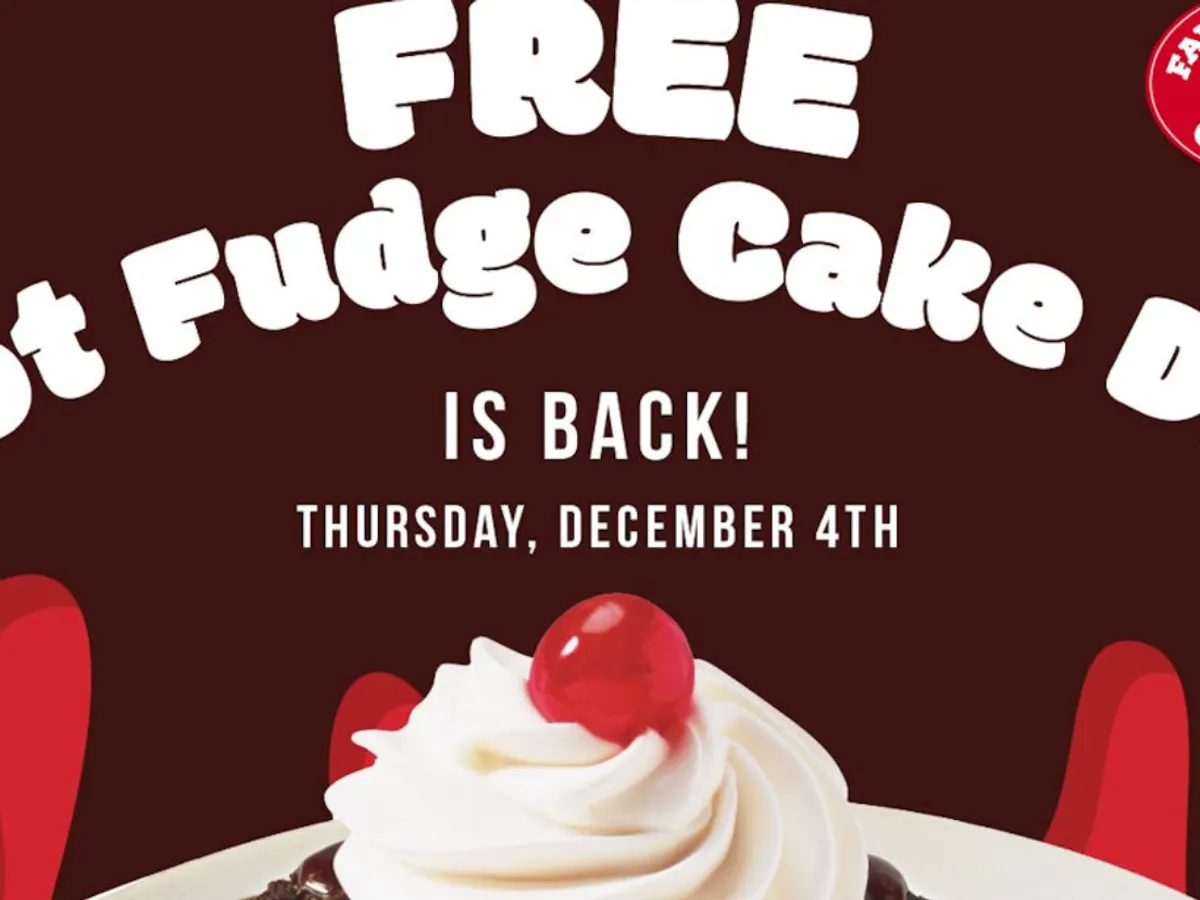 Shoney's Hot Fudge Cake