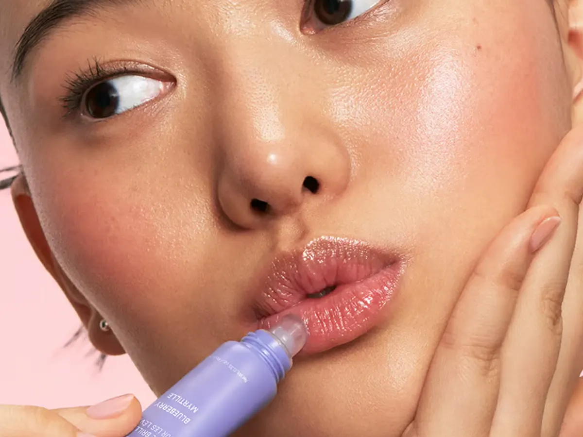 Laneige Lip Glowy Balm — free sample: Hurry and sign up now to receive a free sample of Laneige Lip Glowy Balm delivered right to your doo