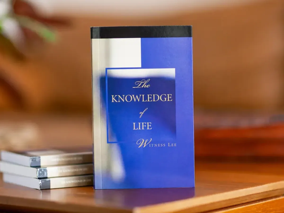 Book The Knowledge Of Life — free sample: Order a FREE copy of The Knowledge of Life—a book about experiencing Christ and the eternal life of 