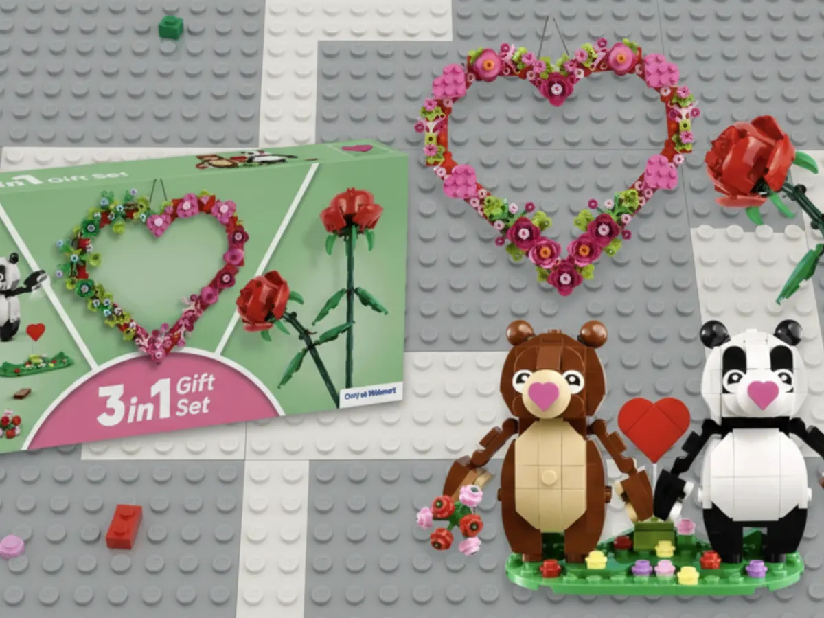 LEGO Hearts & Flowers Set — free sample: Get a FREE LEGO Hearts & Flowers Set! Buy the LEGO 3-in-1 Panda Set and get $32.77 back via TopCashb