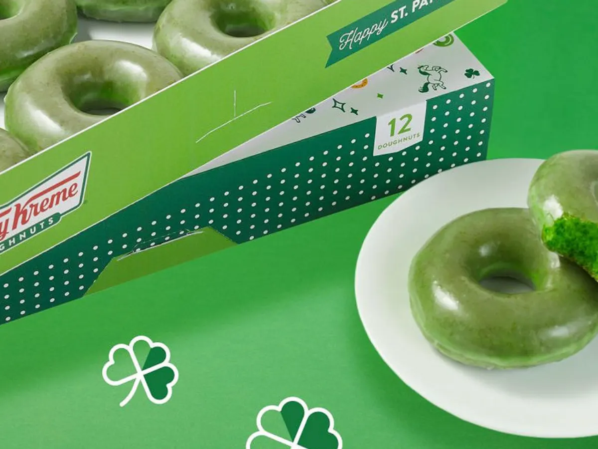 Krispy Kreme Glazed Donut — free sample: Get a FREE Green O’riginal Glazed Donut at Krispy Kreme March 16–17 when you wear green! Plus, 4,000