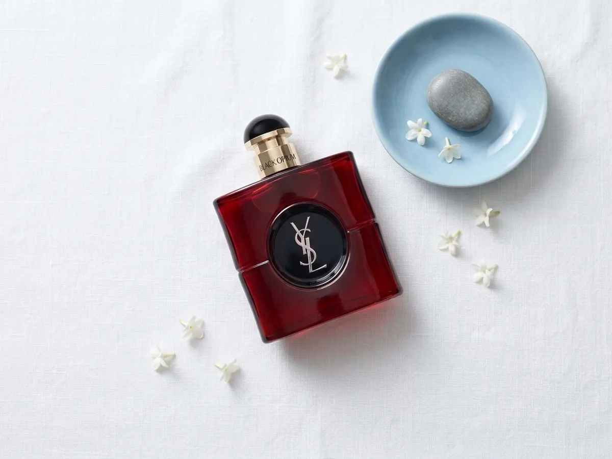 Grab a FREE YSL Black Opium Pink Glaze Fragrance Sample — free sample: YSL Beauty is giving away samples of their new Black Opium Pink Glaze fragrance to lucky members. Th