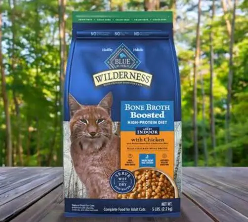 Score a FREE Bone Broth Boosted Chatterbox Kit from Blue Buffalo: free sample: Apply for the chance to receive a FREE Blue Buffalo Wilderness Bone Broth Boosted Chatterbox Kit fro