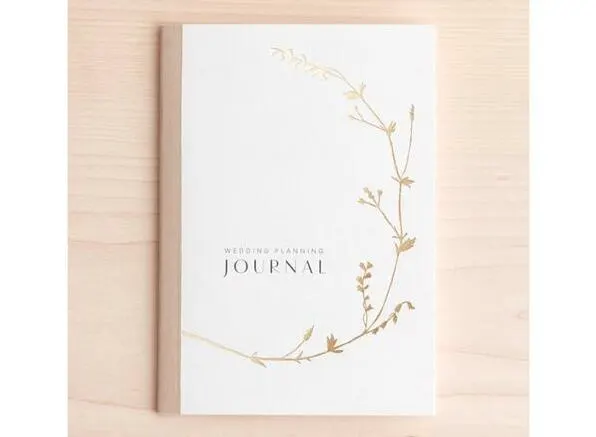 Wedding Planning Journal from Minted for Free: free sample: Plan your wedding easier using this Wedding Planning Journal. You can get this journal from Minted f