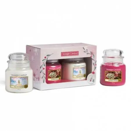 Claim your free Yankee Candle Set: free sample: For a chance to win a free Yankee Candle set, participants are invited to enter a giveaway by provid