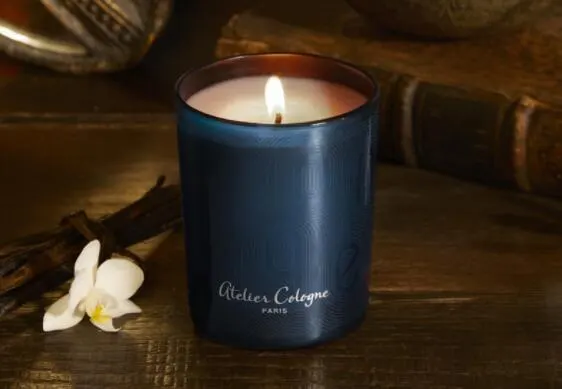 Atelier Candles for Free: free sample: Atelier has amazing scented candles it smells like luxury! I really love to light this up whenever I
