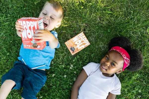 Free BOX ofr Happy Wolf Snack Bars For Kids : free sample: Enjoy these wildly delicious bars with your little ones for free. They're nut-free and made with cle