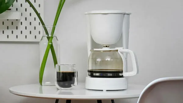 Get a Coffeemaker For Free : free sample: Complement your kitchen with a brand-new coffee maker, courtesy of Home tester Club. I've applied to