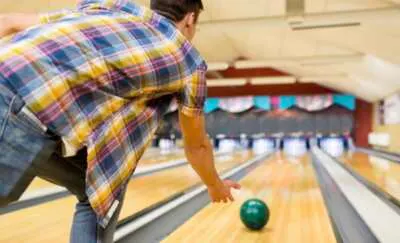 Enjoy a FREE Game of Bowling Today