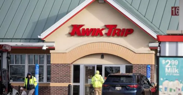 Muffin Mania, FREE Treat at Kwik Trip!: free sample: Register or log in to your account and check if you qualify for this tasty freebie. Hurry, offer exp