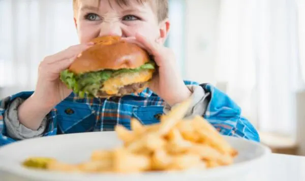 Family Fun Wednesday, Kids Eat Free at Smashburger!: free sample: Smashburger fans, take note! Get a free kids’ meal with the purchase of any adult meal every Wednesd