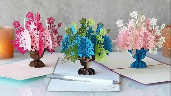 Wow Your Clients: Free Lovepop 3D Pop Up Greeting Card for Businesses!: free sample: Businesses can request a free LovePop D-POP Greeting Card by filling out a form on the website. This