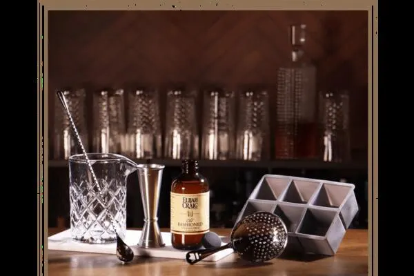 Elijah Craig Old Fashioned Week Sweepstakes: free sample: Celebrate with Old Fashioned Week!!! Click the link and enter for a chance to win a premium cocktail