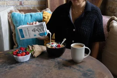 Free milkadamia Plant-Based Milk : free sample: Now that the oat milk frenzy is drifting away, I'm looking for brand-new alternatives for my daily l